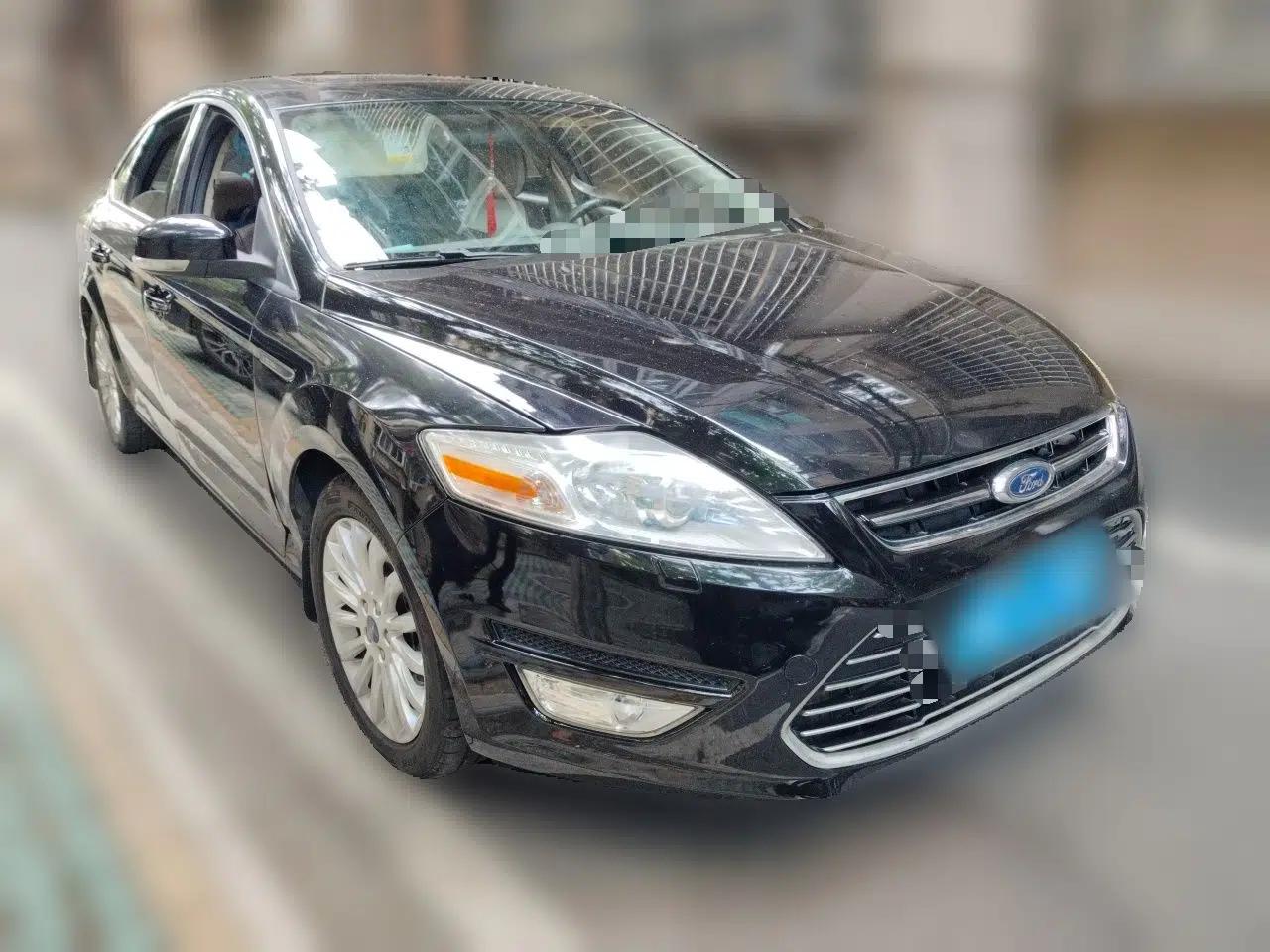 Ford Mondeo 2011 2.0L GTDi 200 Luxury Edition — миниатюра 3