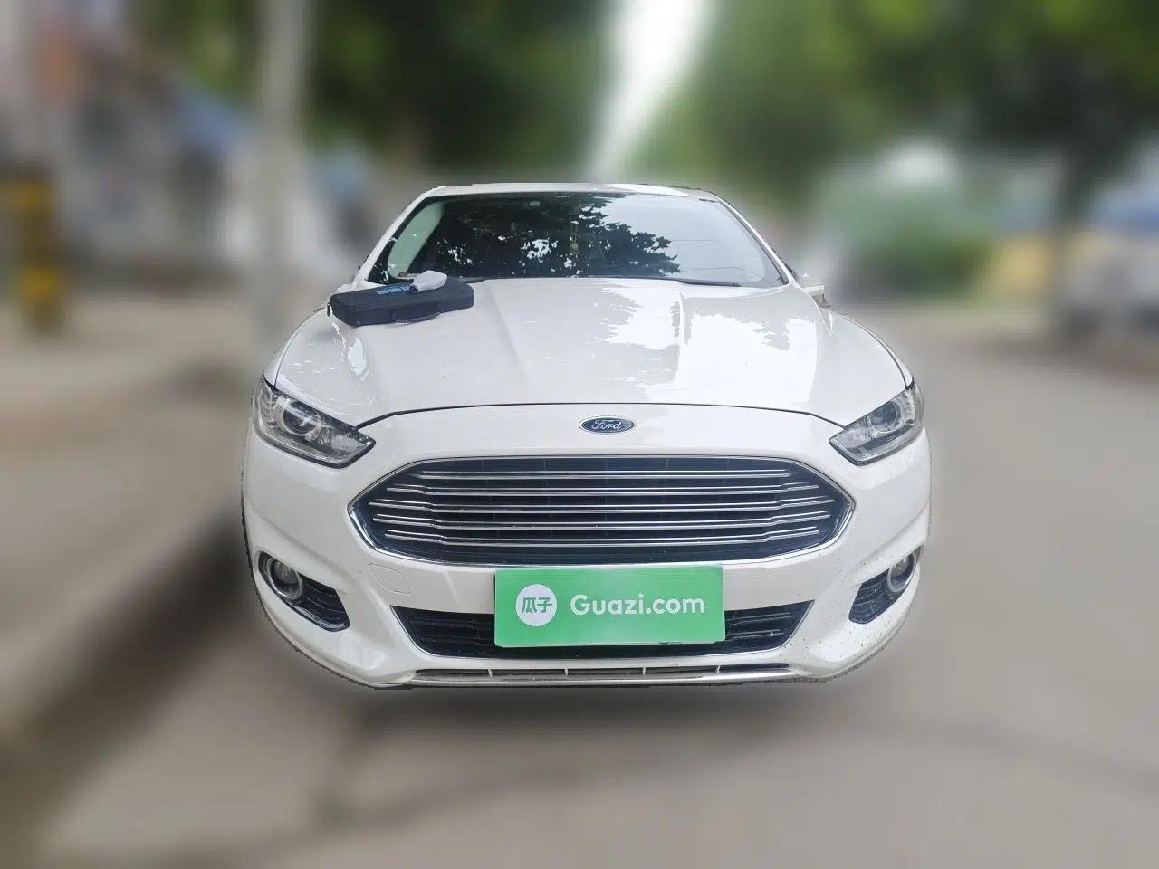 Ford Mondeo 2013 2.0L GTDi 200 Fashion Edition — миниатюра 2