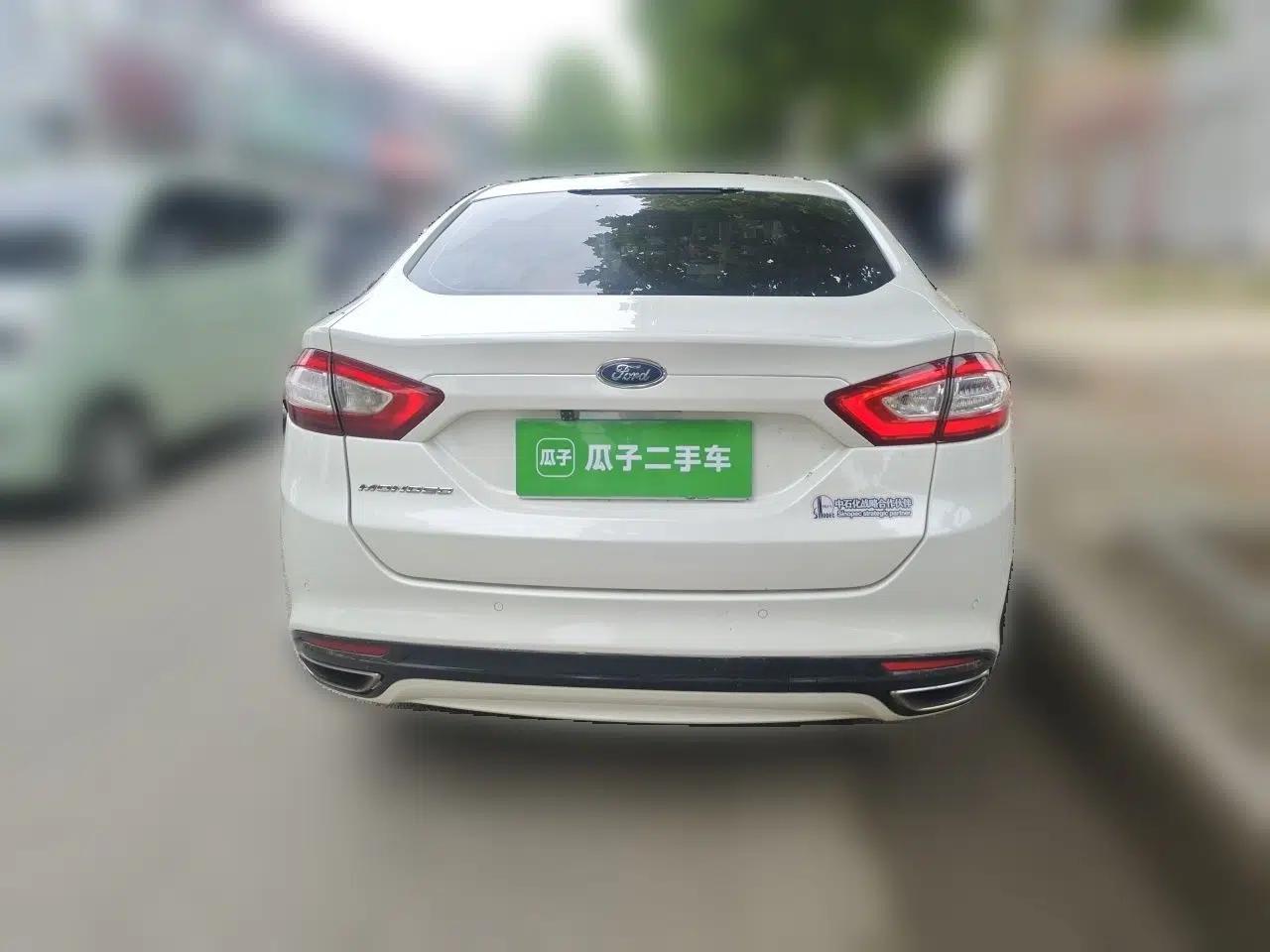 Ford Mondeo 2013 2.0L GTDi 200 Fashion Edition — миниатюра 5