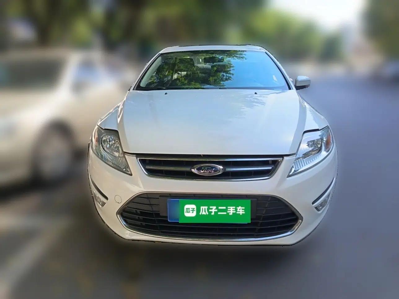 Ford Mondeo 2013 2.3L Fashion Edition — миниатюра 2