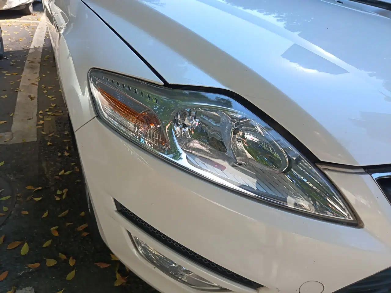 Ford Mondeo 2013 2.3L Fashion Edition — миниатюра 7