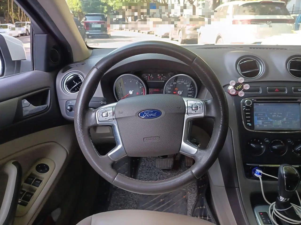 Ford Mondeo 2013 2.3L Fashion Edition — миниатюра 10