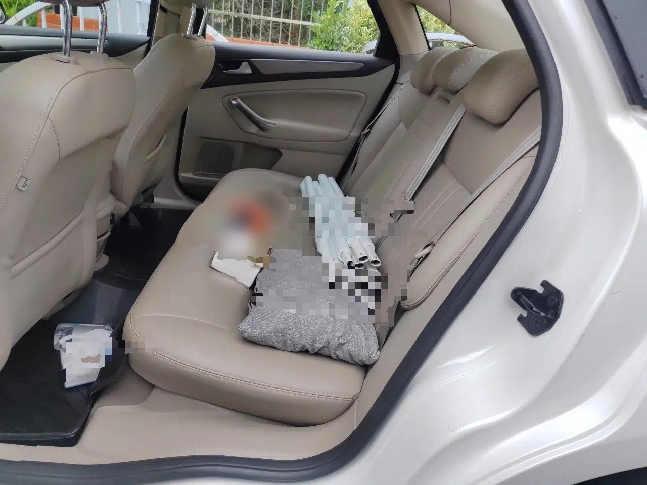 Ford Mondeo 2011 2.3L Fashion Edition — миниатюра 17