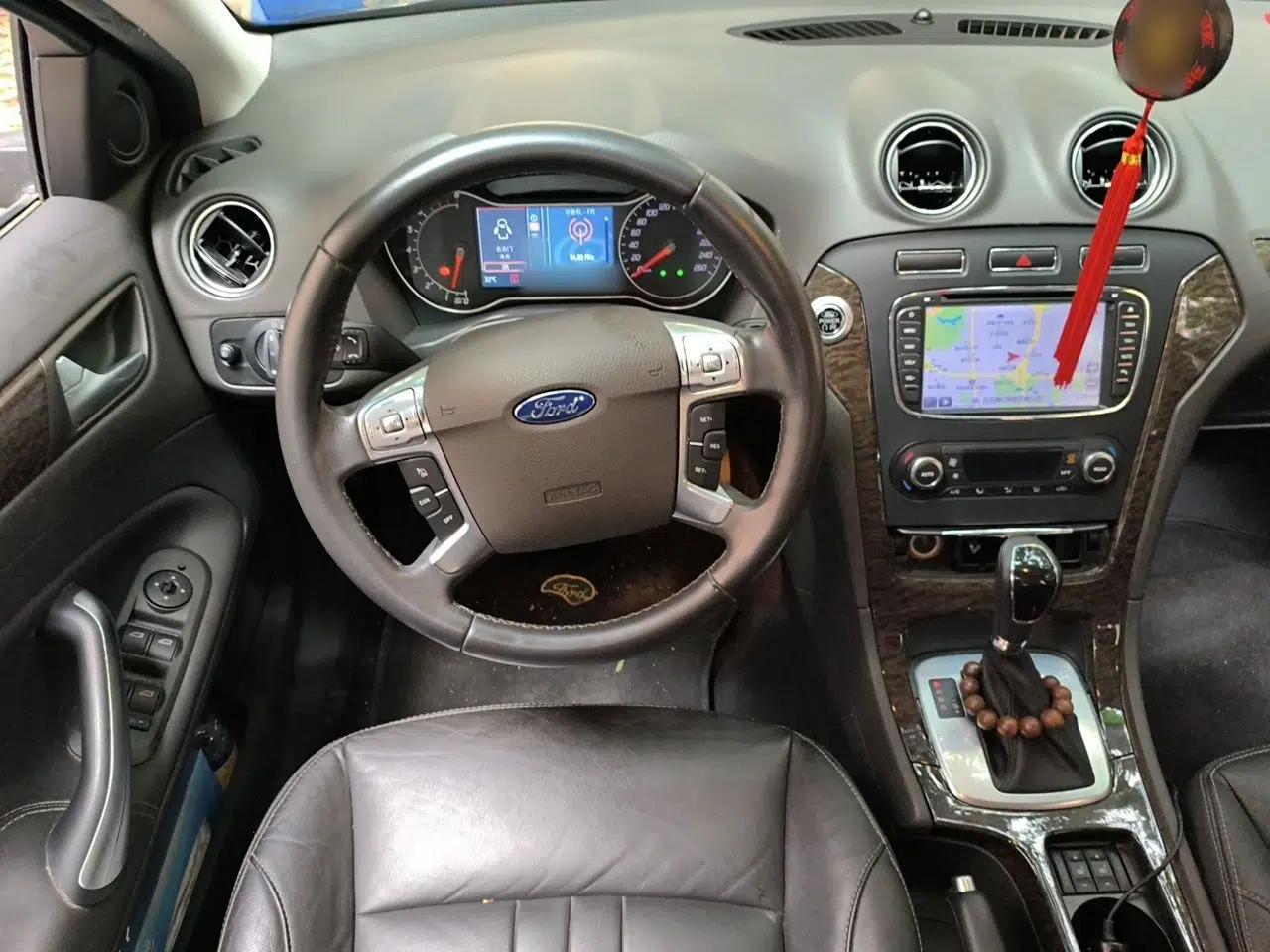 Ford Mondeo 2011 2.3L Luxury Model — миниатюра 10