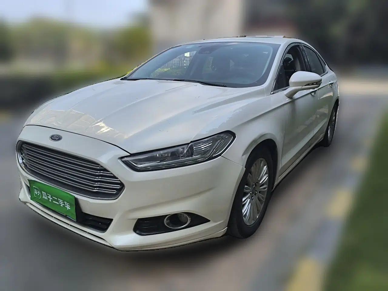 Ford Mondeo 2013 2.0L GTDi 200 Luxury Model — миниатюра 1