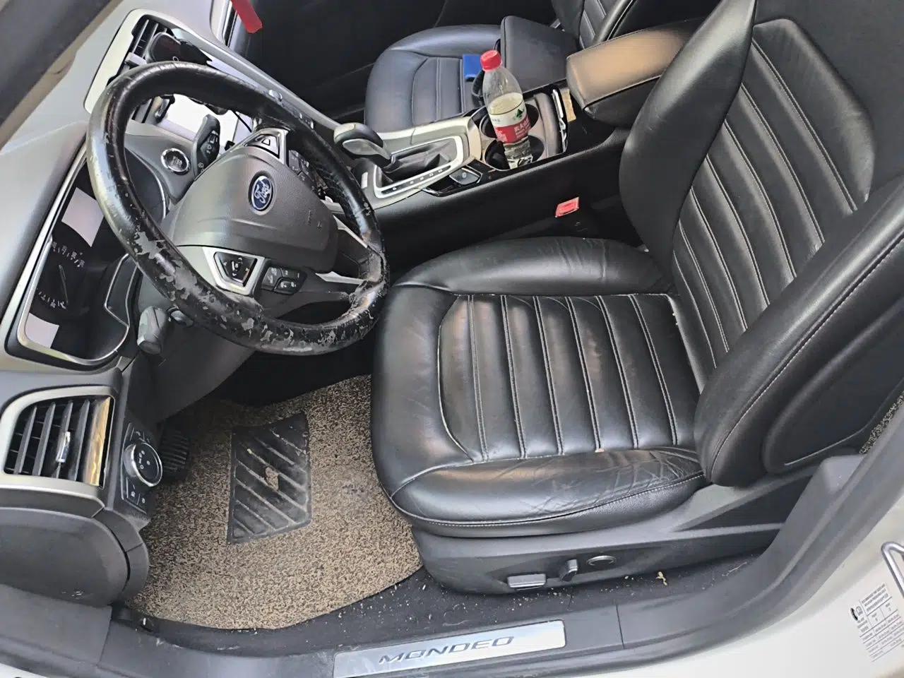 Ford Mondeo 2013 2.0L GTDi 200 Luxury Model — миниатюра 15