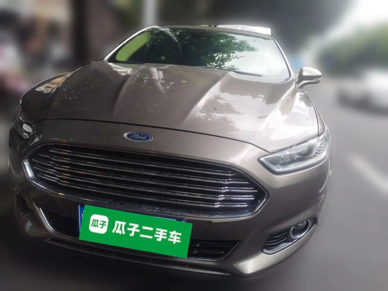 Ford Mondeo 2013 2.0L GTDi 200 Fashion Edition — миниатюра 2