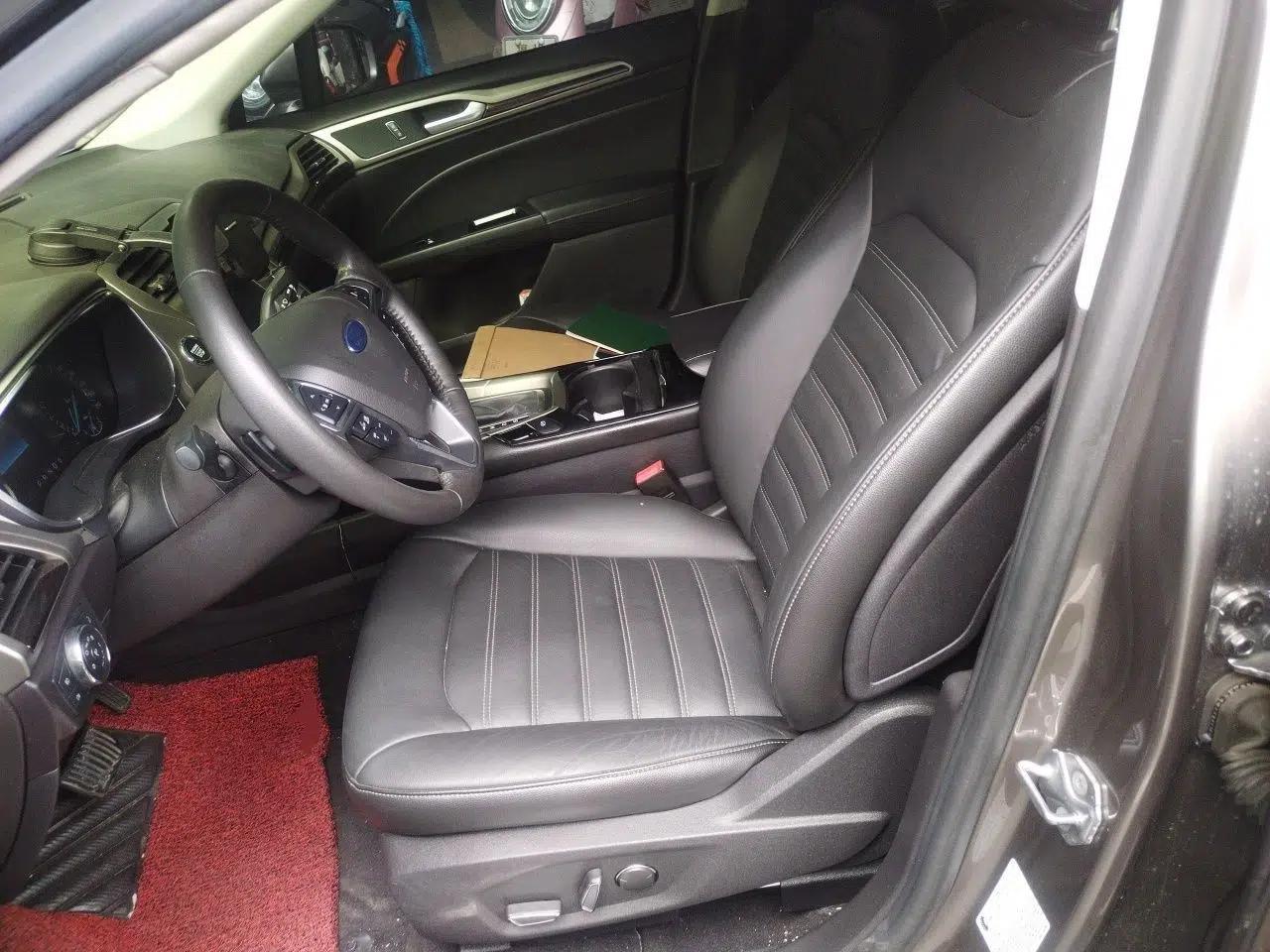 Ford Mondeo 2013 2.0L GTDi 200 Fashion Edition — миниатюра 15