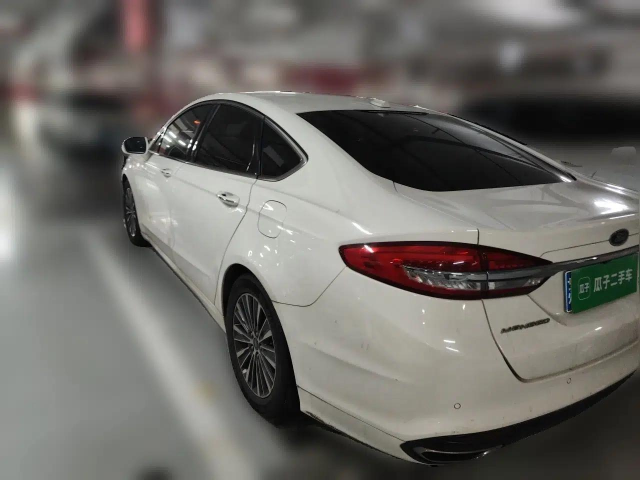 Ford Mondeo 2017 EcoBoost 200 Luxury Model — миниатюра 4