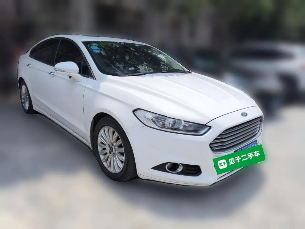 Ford Mondeo 2013 2.0L GTDi 200 Luxury Model — миниатюра 3