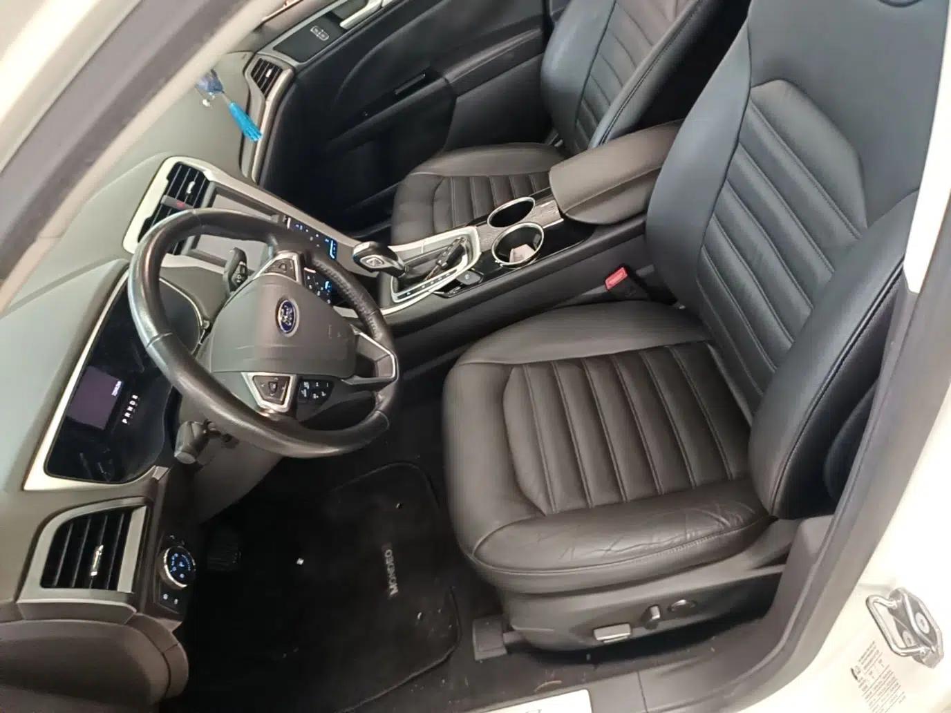 Ford Mondeo 2013 1.5L GTDi180 Fashion Edition — миниатюра 17