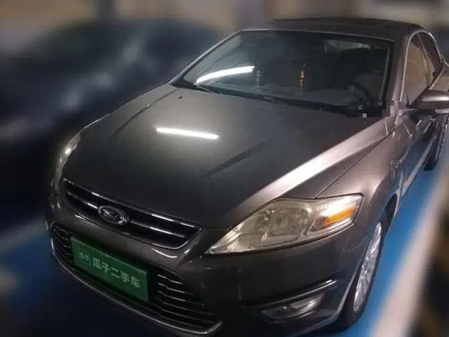 Ford Mondeo 2011 2.3L Luxury Model