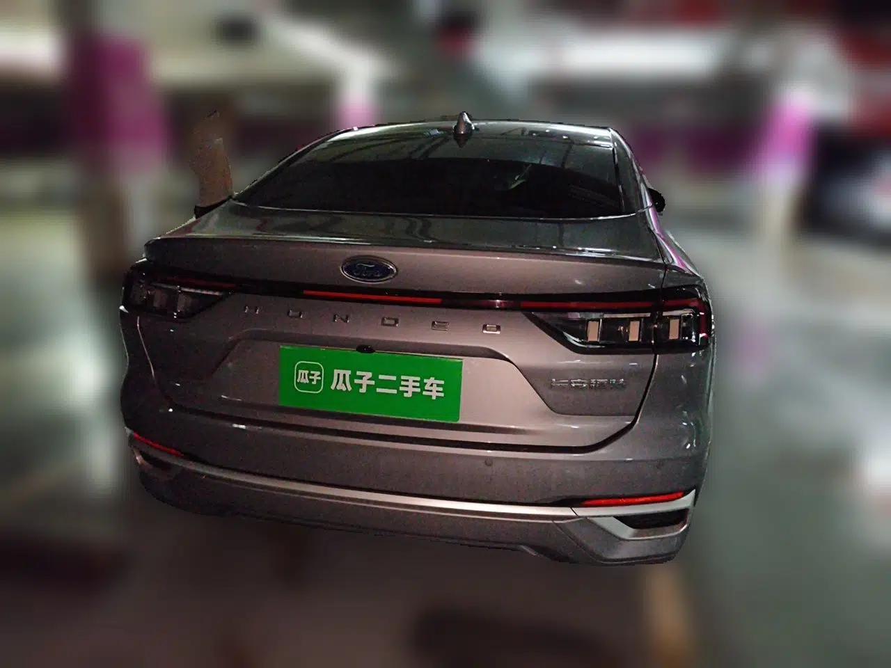 Ford Mondeo 2023 EcoBoost 180 Luxury Model — миниатюра 5