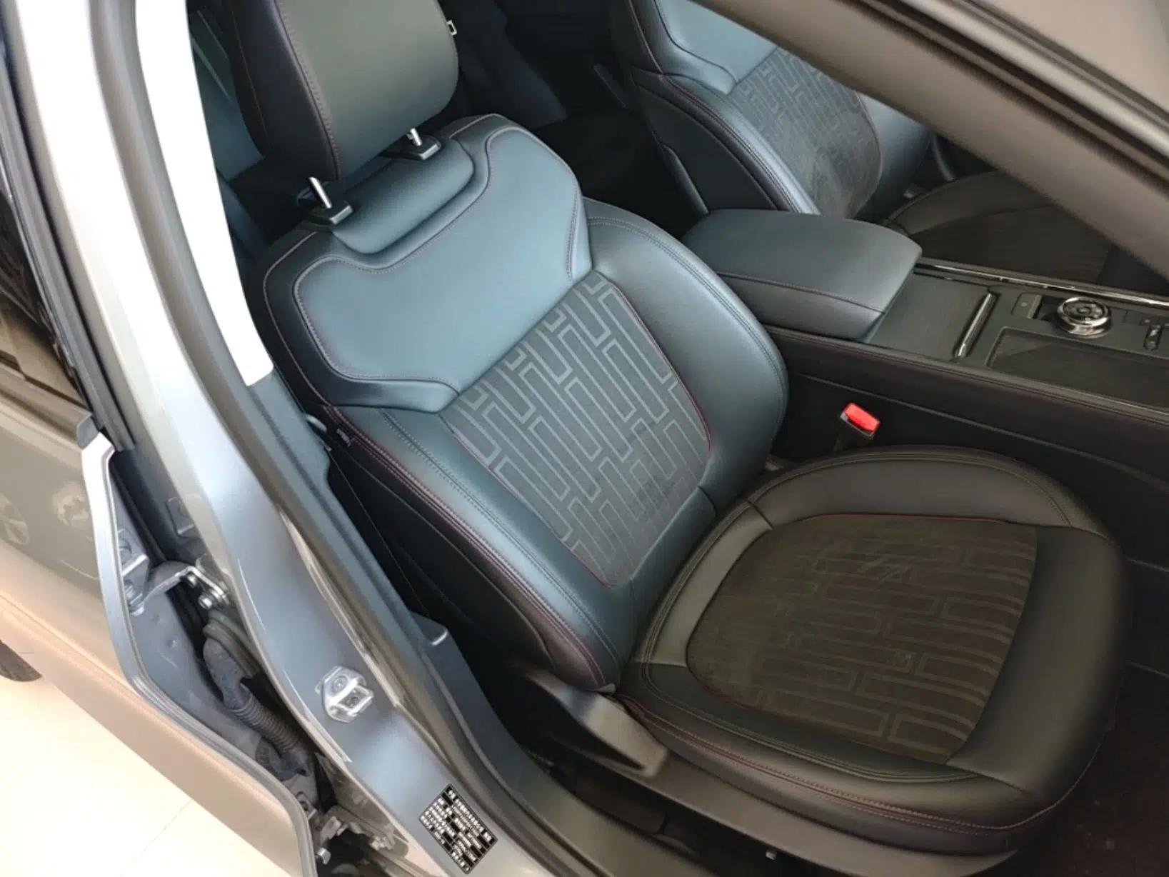 Ford Mondeo 2022 Restyled EcoBoost 245 Luxury Version — миниатюра 19