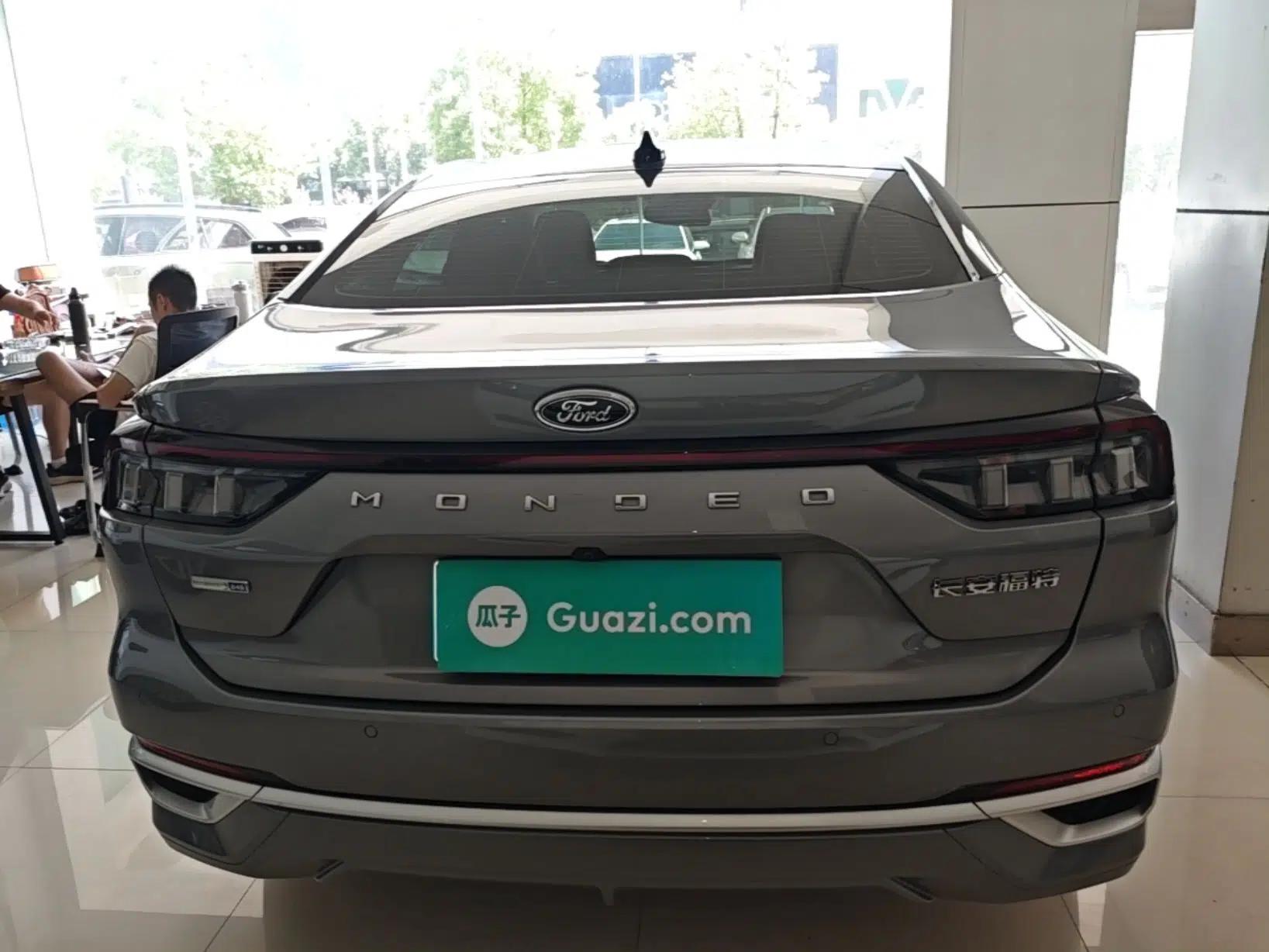 Ford Mondeo 2022 Restyled EcoBoost 245 Luxury Version — миниатюра 5