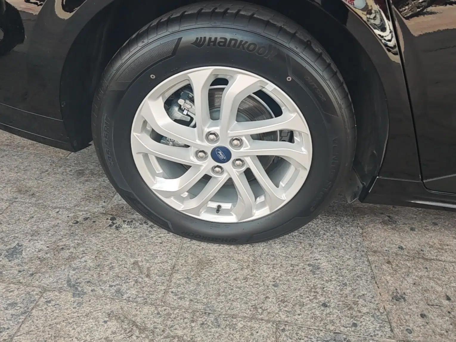 Ford Mondeo 2023 EcoBoost 180 Comfort Model — миниатюра 11