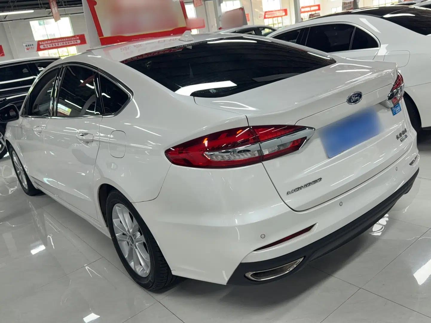 Ford Mondeo 2020 EcoBoost 180 Stylish Model — миниатюра 6