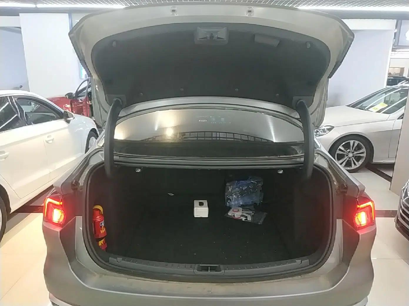 Ford Mondeo 2023 EcoBoost 245 Ultimate Model — миниатюра 22