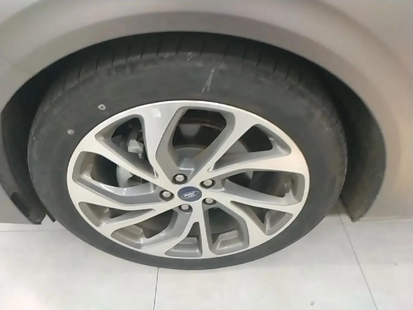 Ford Mondeo 2023 EcoBoost 245 Ultimate Model — миниатюра 10