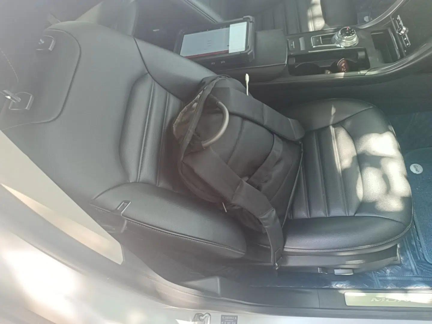 Ford Mondeo 2018 EcoBoost 180 Smart Control Fashion Model China VI Standard — миниатюра 19