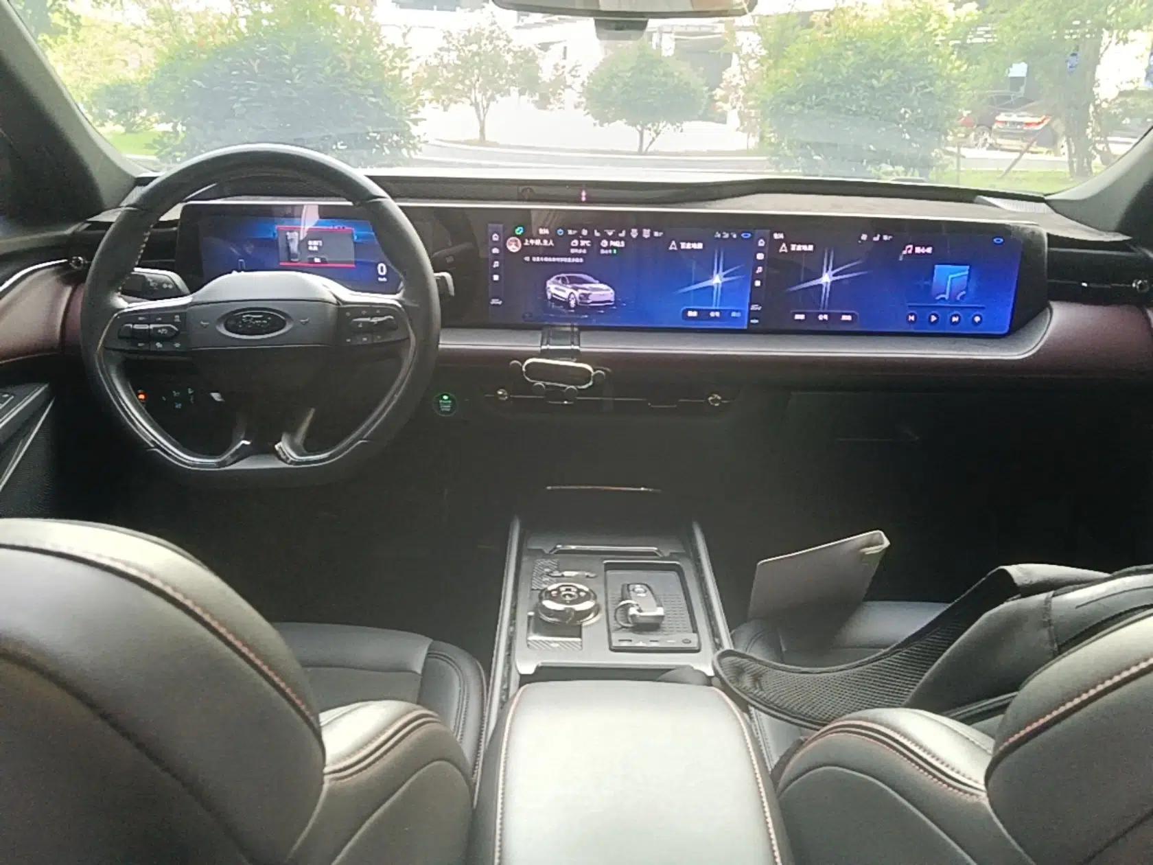 Ford Mondeo 2023 EcoBoost 245 Ultimate Model — миниатюра 12