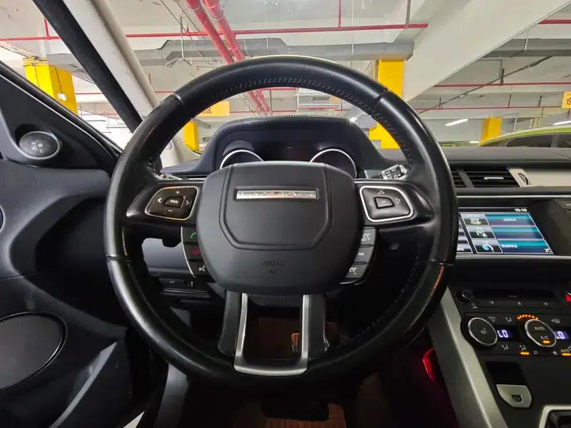Range Rover Evoque 2015 2.0T 5-Door Smart Edition — миниатюра 16