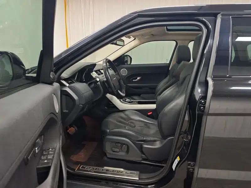 Range Rover Evoque 2015 2.0T 5-Door Smart Edition — миниатюра 17