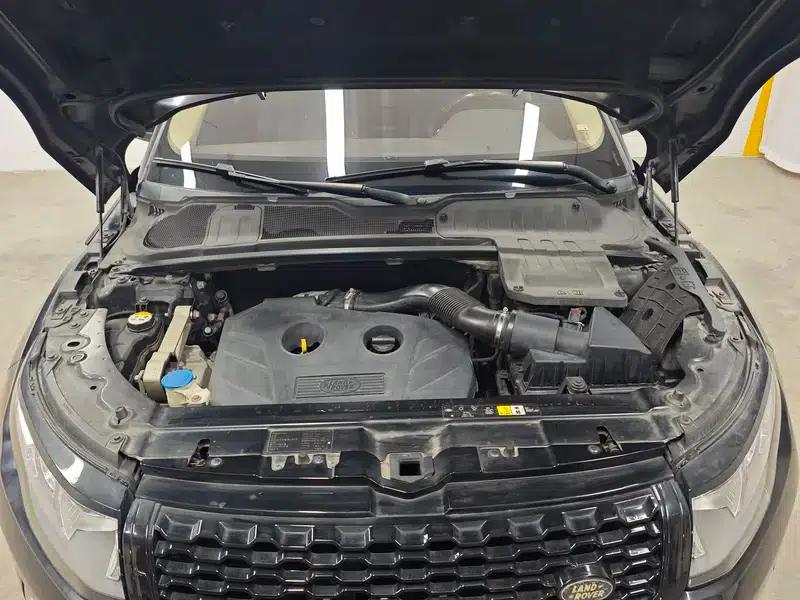 Range Rover Evoque 2015 2.0T 5-Door Smart Edition — миниатюра 10