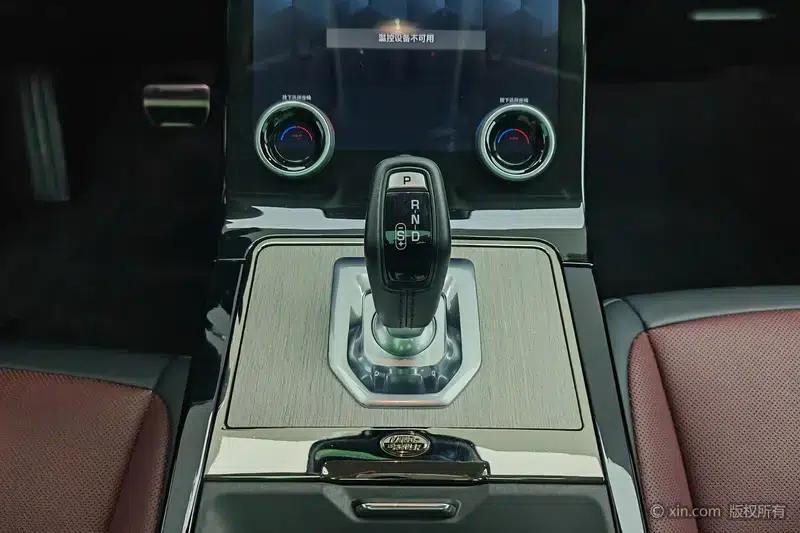Range Rover Evoque 2022 Facelift Evoque L 249PS R-Dynamic Luxury Edition — миниатюра 14