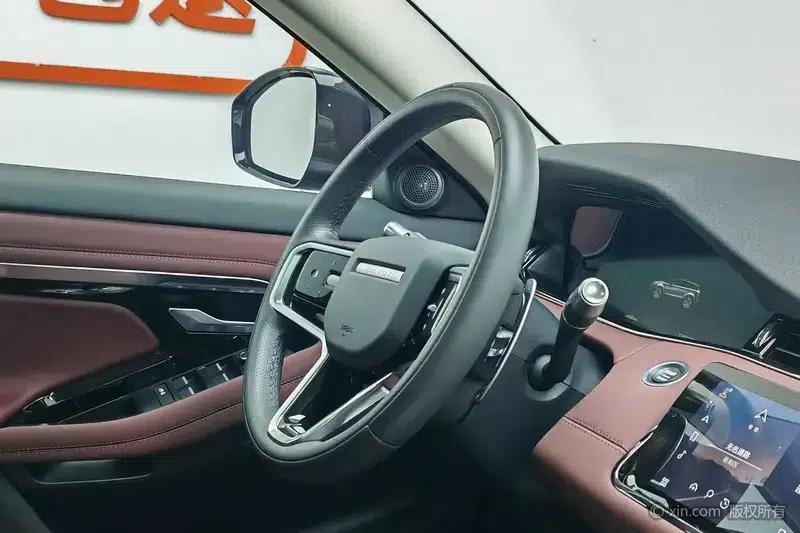 Range Rover Evoque 2022 Facelift Evoque L 249PS R-Dynamic Luxury Edition — миниатюра 16