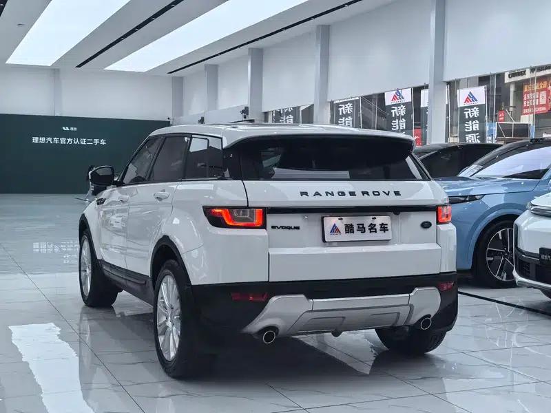 Range Rover Evoque 2016 2.0T SE Smart Edition — миниатюра 4