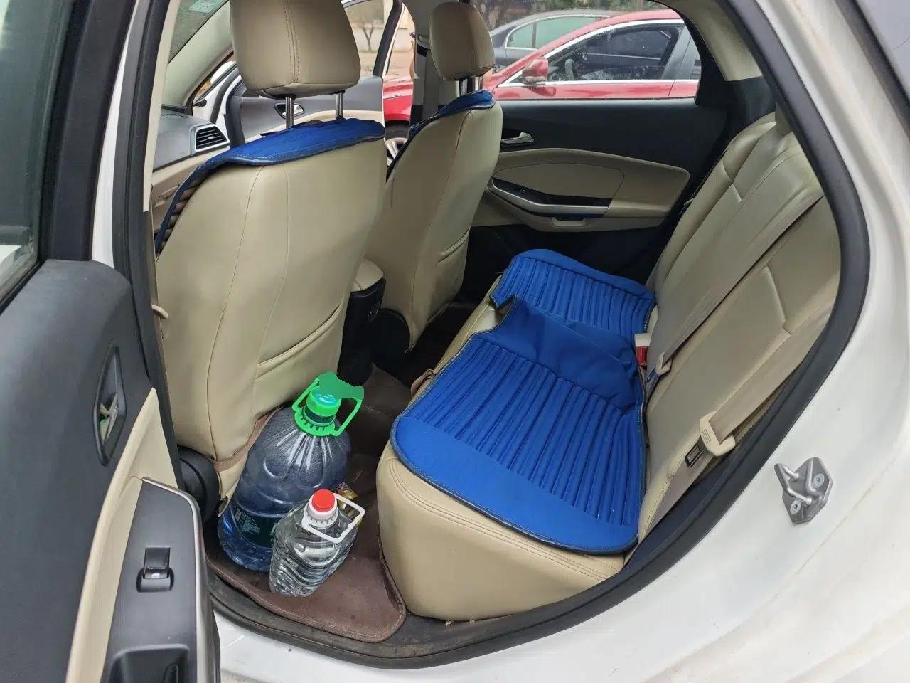 Ford Escort 2015 1.5L Automatic Comfort Edition — миниатюра 17