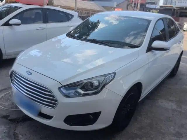 Ford Escort 2015 1.5L Manual Comfort Model