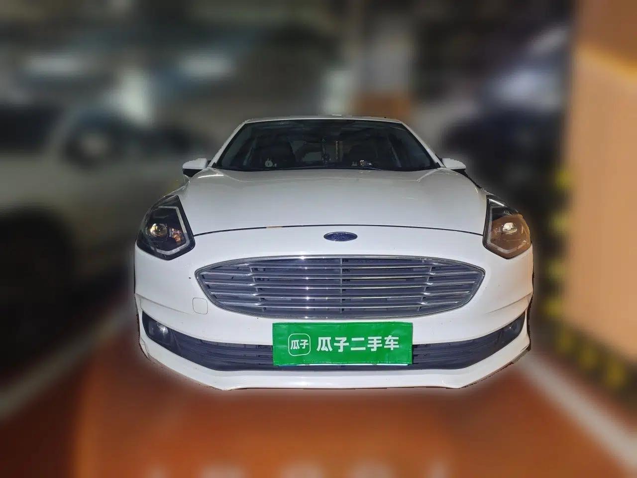 Ford Escort 2019 Revised Version 1.5L Automatic Enjoyment Type China V Standard — миниатюра 2