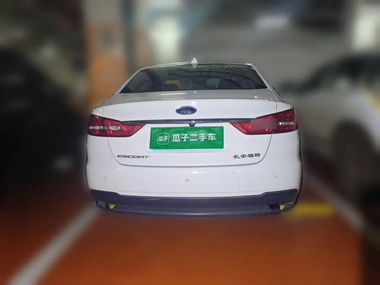 Ford Escort 2019 Revised Version 1.5L Automatic Enjoyment Type China V Standard — миниатюра 5