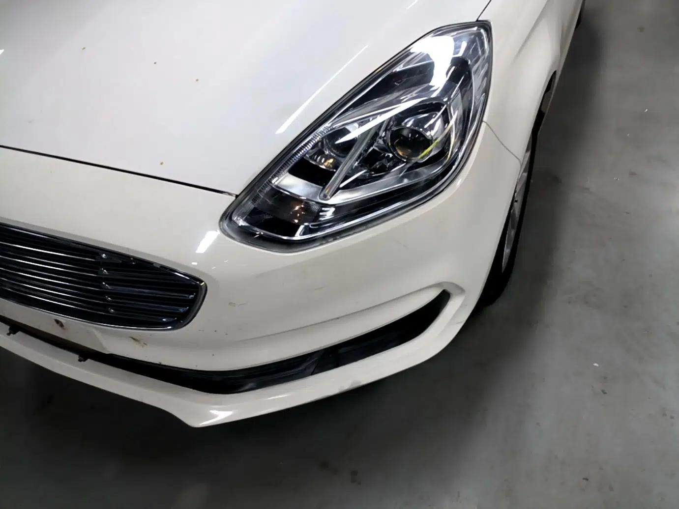 Ford Escort 2019 1.5L Manual ZhiXiang Version — миниатюра 8