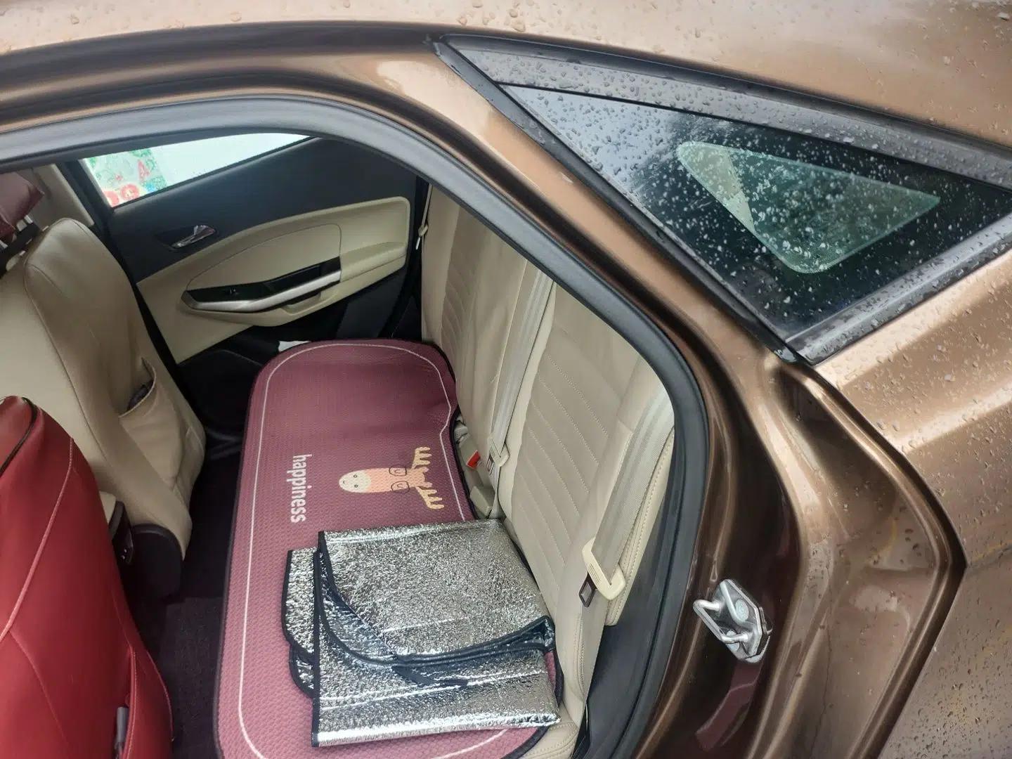 Ford Escort 2015 1.5L Automatic Comfort Edition — миниатюра 17