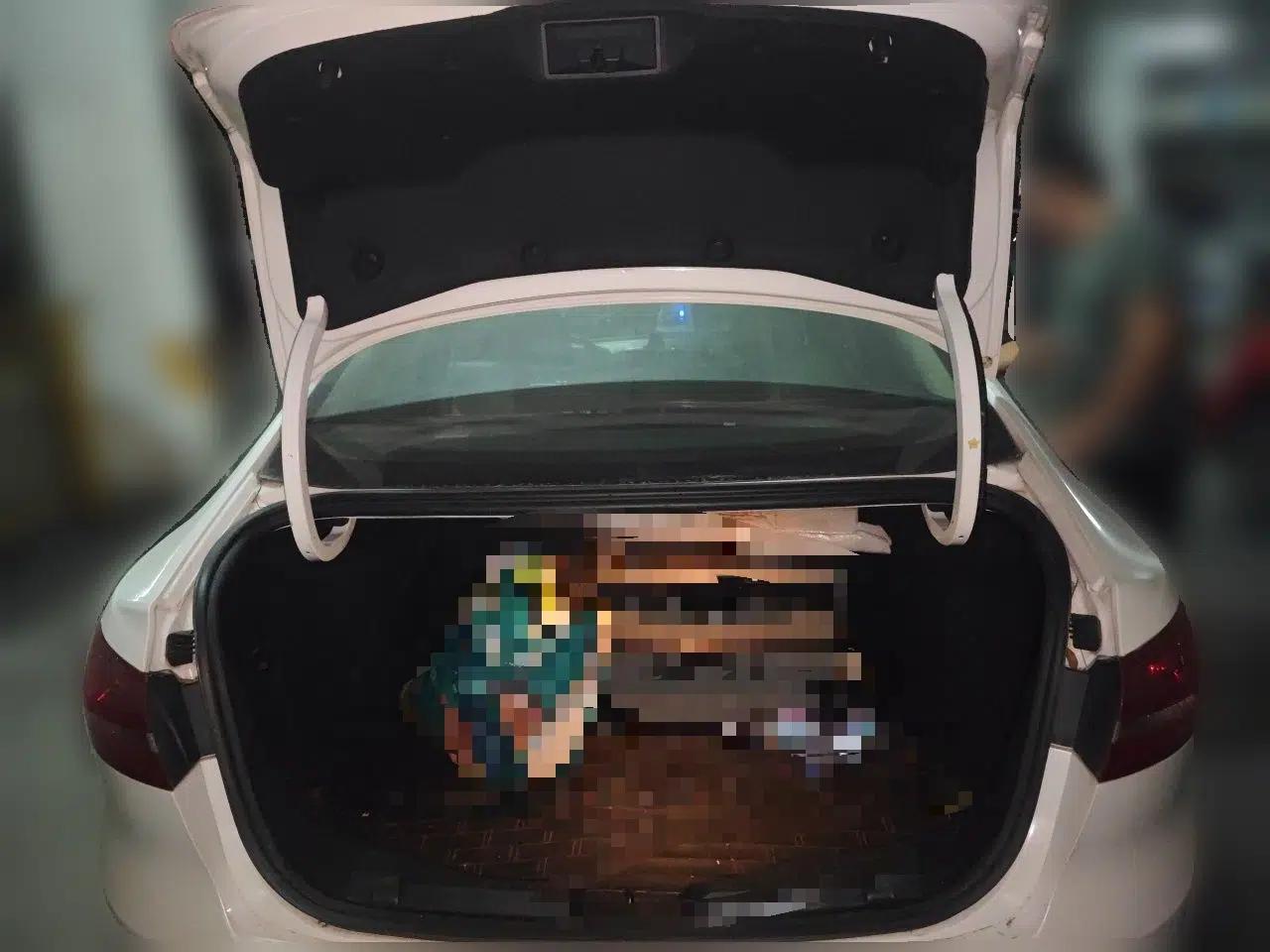 Ford Escort 2015 1.5L Automatic Fashion Model — миниатюра 19