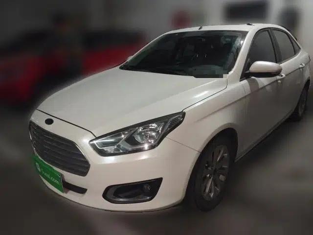 Ford Escort 2015 1.5L Automatic Fashion Model