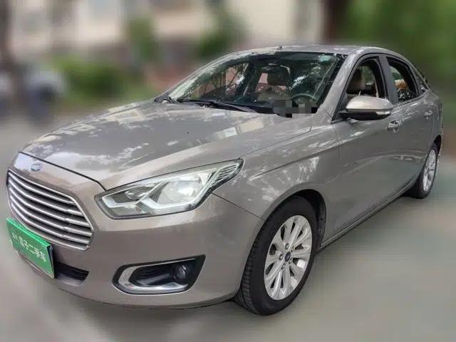 Ford Escort 2015 1.5L Automatic Fashion Model