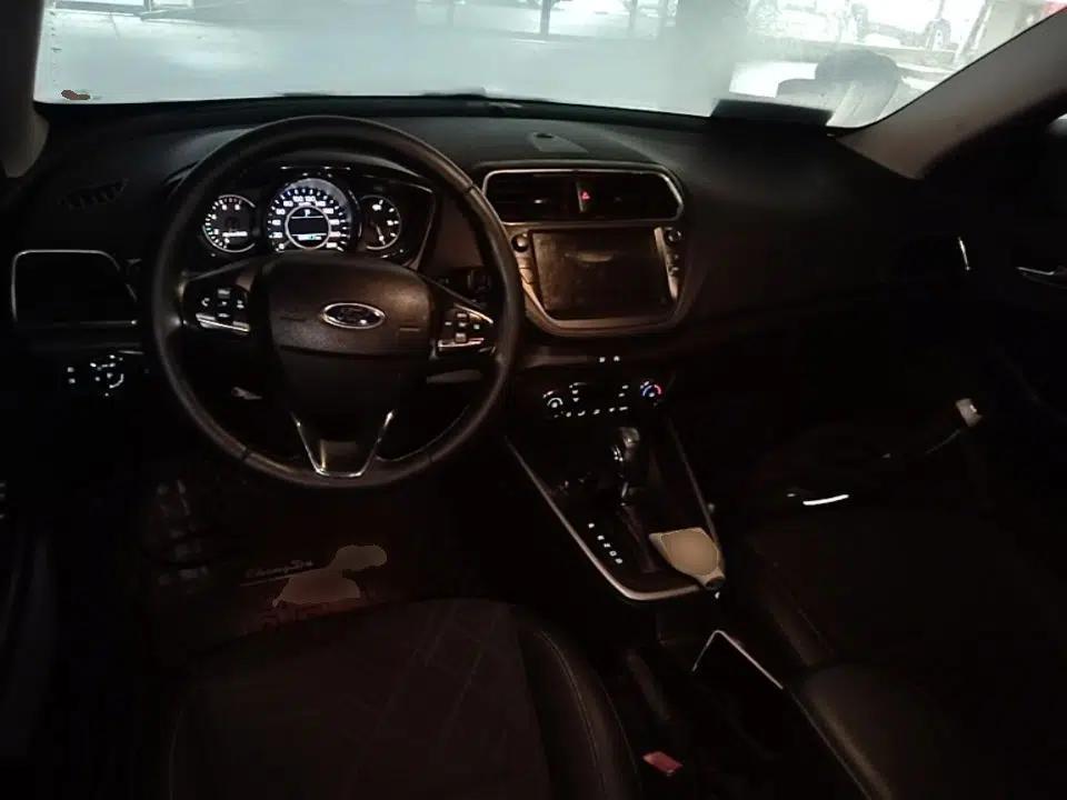Ford Escort 2019 Revised Version 1.5L Automatic Enjoyment Type China VI Standard — миниатюра 17