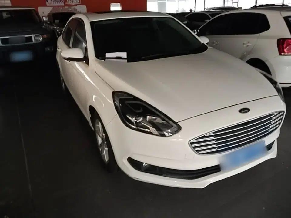 Ford Escort 2019 Revised Version 1.5L Automatic Enjoyment Type China VI Standard — миниатюра 3