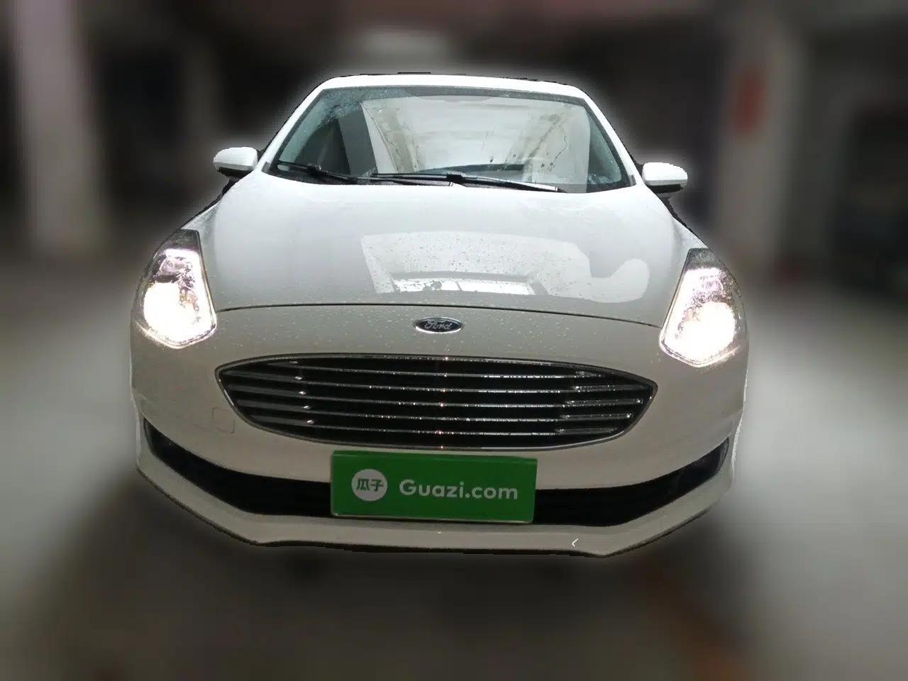 Ford Escort 2019 Revised Version 1.5L Automatic Enjoyment Type China VI Standard — миниатюра 2