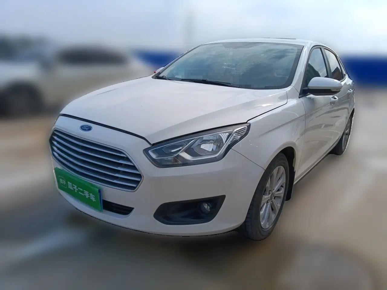 Ford Escort 2017 Happiness Edition 1.5L Automatic Fashion Version — миниатюра 1