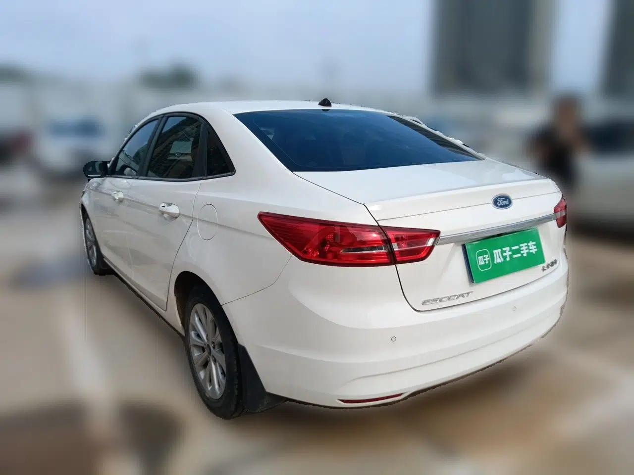 Ford Escort 2017 Happiness Edition 1.5L Automatic Fashion Version — миниатюра 4