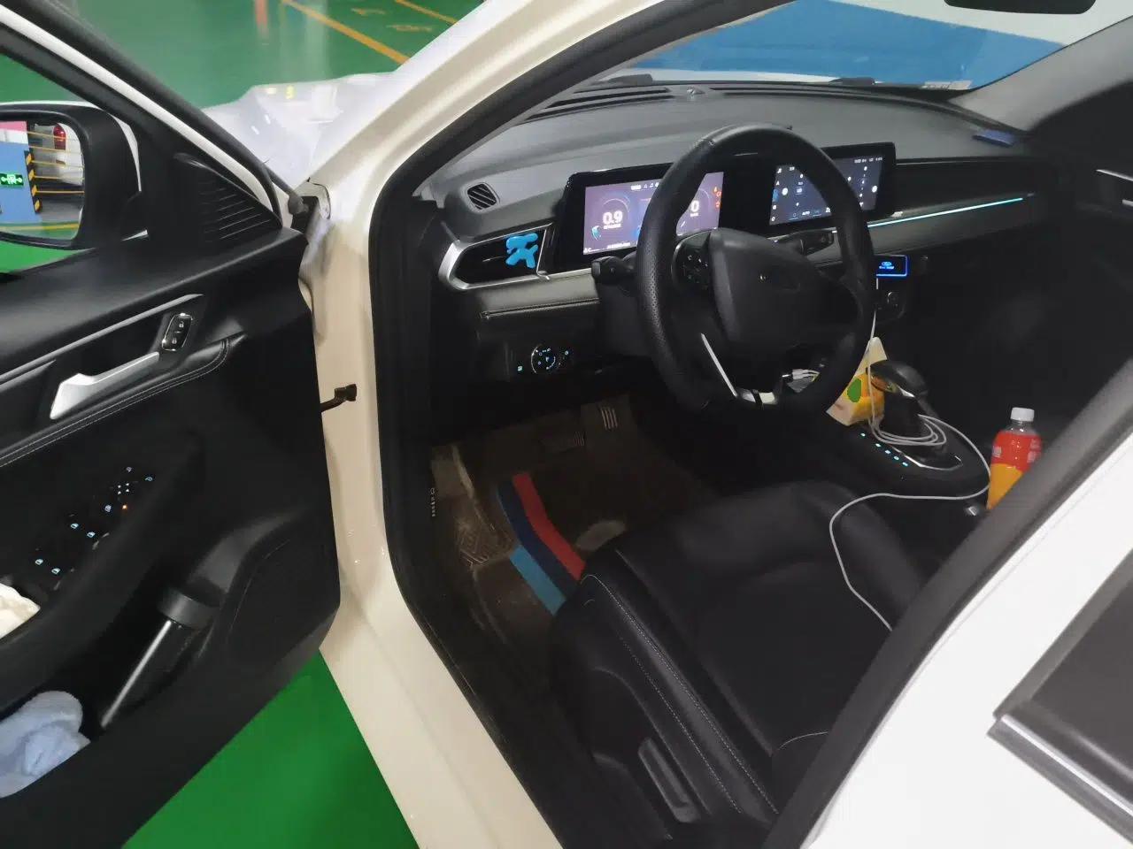 Ford Escort 2021 1.5L Automatic Diamond Edition — миниатюра 13