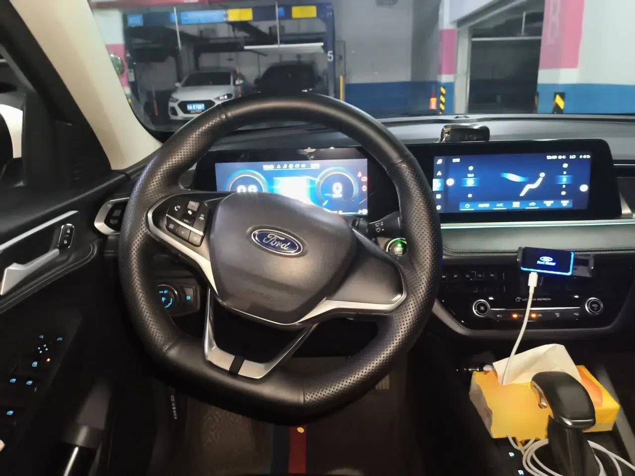 Ford Escort 2021 1.5L Automatic Diamond Edition — миниатюра 7