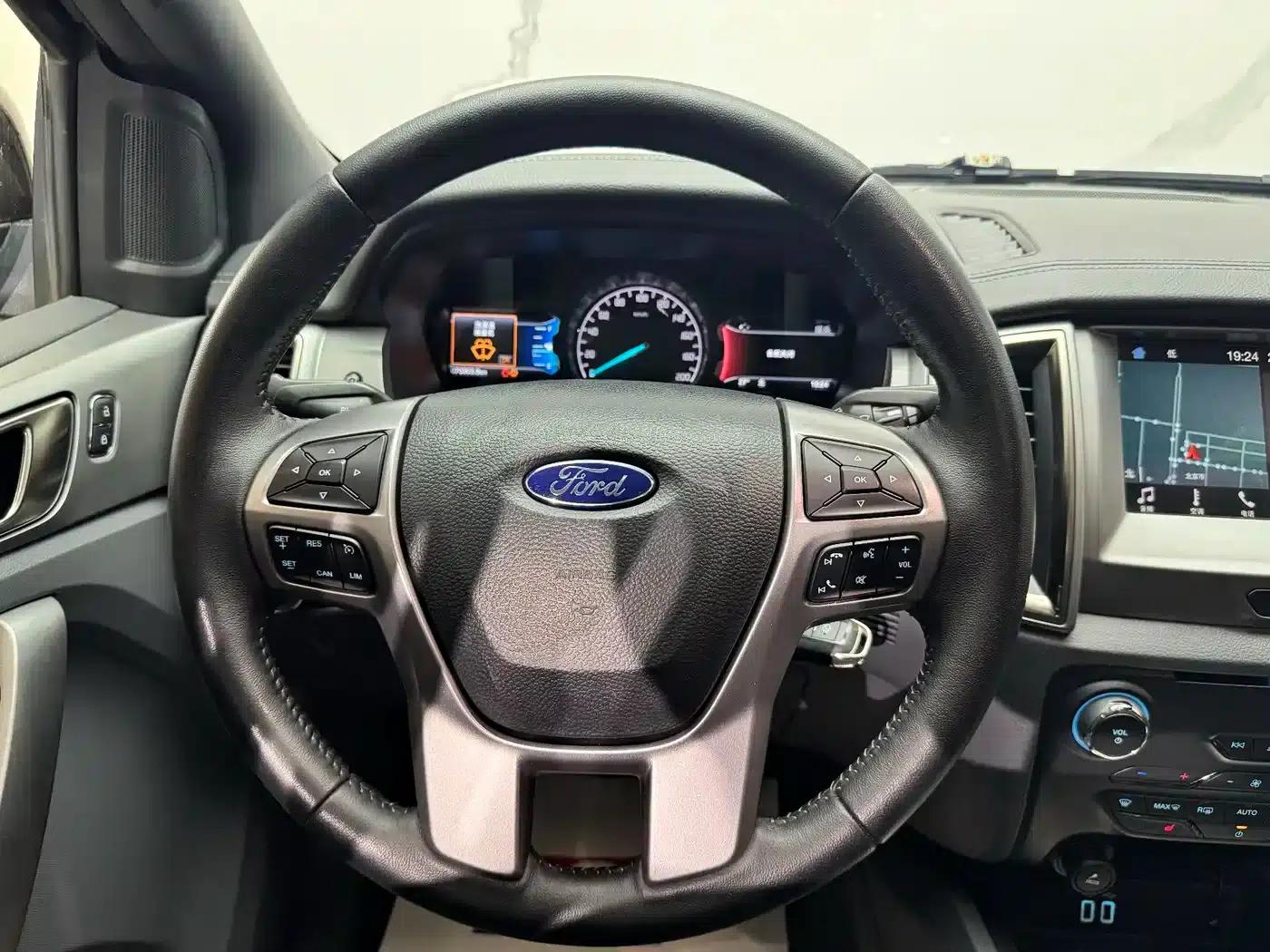 2017 Ford Everest 2.0T Gasoline Automatic 4WD Elite Edition (5-seater) — миниатюра 10