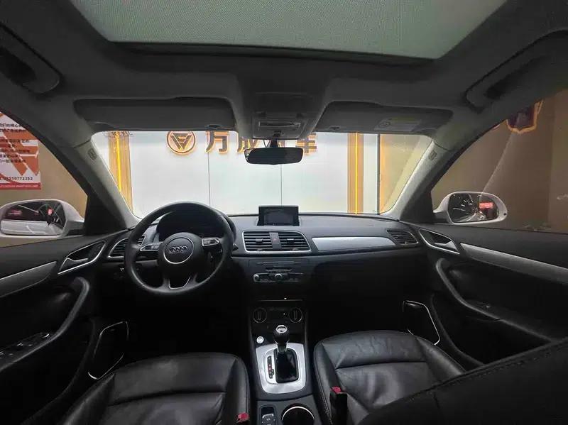 Audi Q3 2018 30th Anniversary Edition 30 TFSI Fashion Model — миниатюра 8