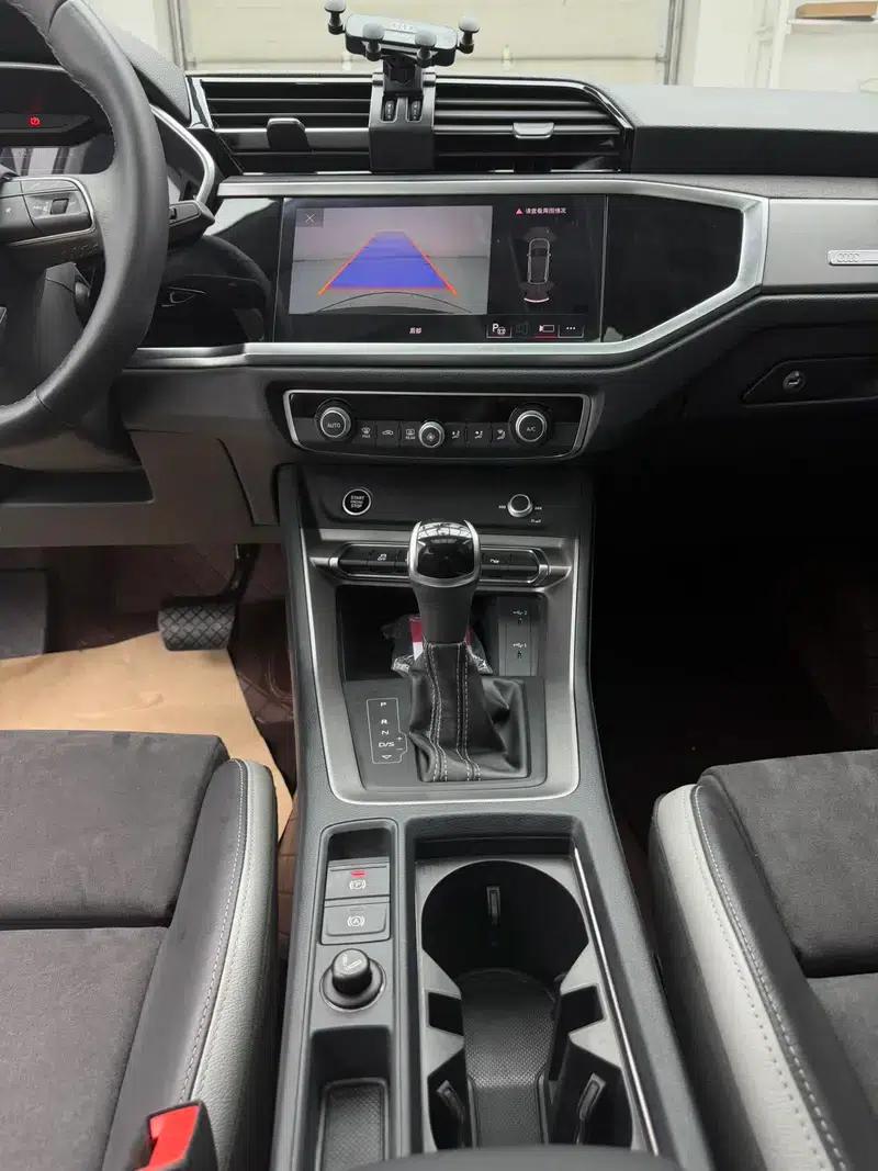 Audi Q3 2022 35 TFSI Fashion Dynamic Edition — миниатюра 12